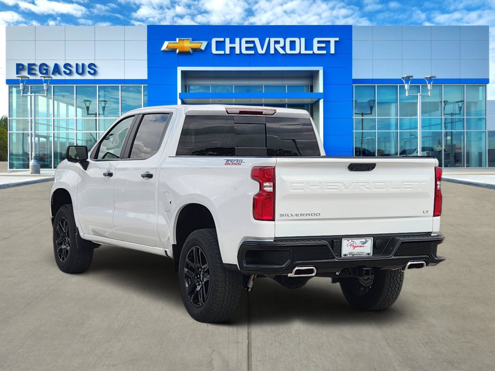 New 2026 Chevrolet Silverado 1500 LT Trail Boss w/ LT Trail Boss Premium Package AWD/4WD image 4