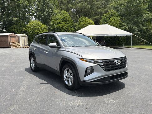 Used 2024 Hyundai Tucson SEL FWD image 3