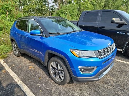 Used 2020 Jeep Compass Limited AWD/4WD image 3
