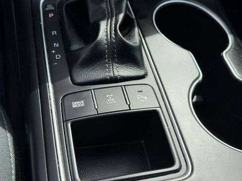 Used 2020 Kia Sorento S image 25