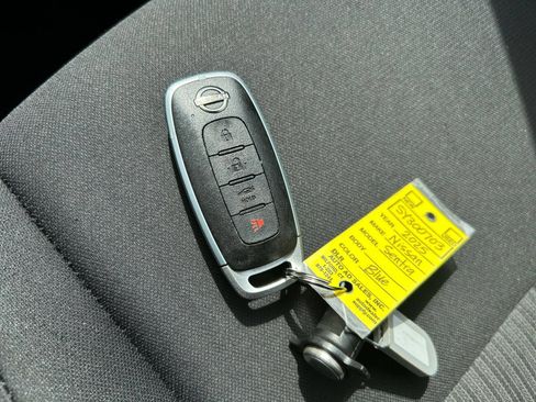 Used 2025 Nissan Sentra SV FWD image 18