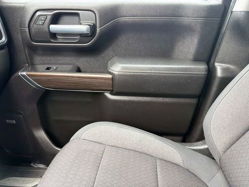 Used 2021 Chevrolet Silverado 1500 RST w/ Convenience Package II AWD/4WD image 22