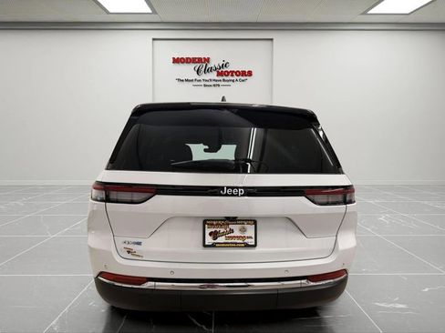 Used 2022 Jeep Grand Cherokee Limited 4xe w/ Luxury Tech Group II AWD/4WD image 6