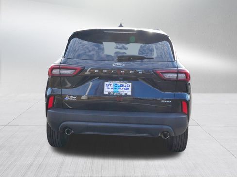 Used 2025 Ford Escape ST-Line image 6