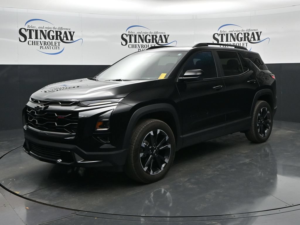 Used 2025 Chevrolet Equinox RS w/ Safety and Technology Package FWD image 3