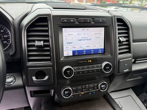 Used 2021 Ford Expedition Max Limited AWD/4WD image 19