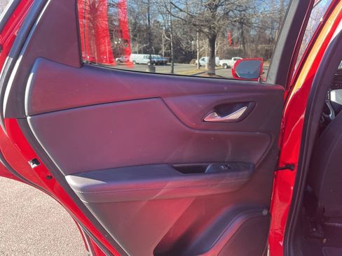 Used 2020 Chevrolet Blazer LT image 19