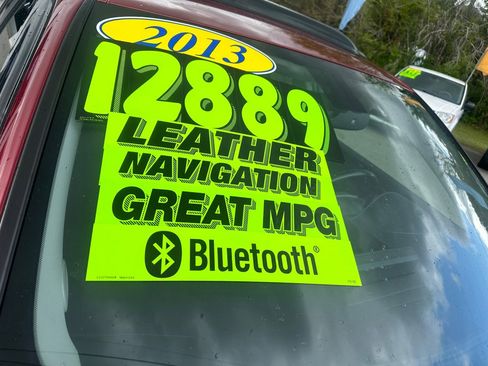 Used 2013 Lexus CT 200h w/ Premium Pkg w/Navigation FWD image 24