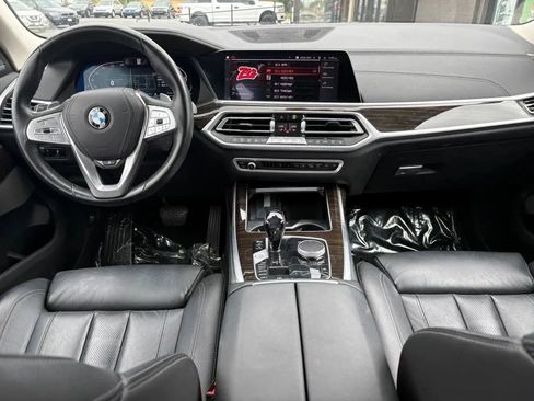 Used 2021 BMW X7 xDrive40i w/ Premium Package AWD/4WD image 13