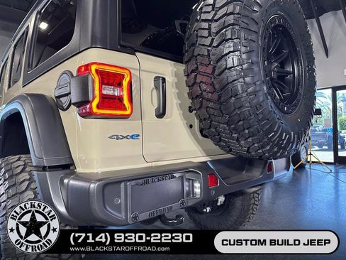 Used 2022 Jeep Wrangler Unlimited Rubicon 4xe w/ Safety Group AWD/4WD image 10
