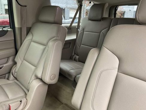 Used 2016 GMC Yukon XL SLT w/ Open Road Package image 14