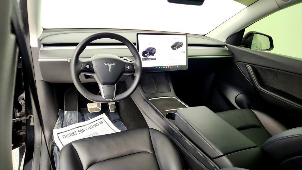 Used 2021 Tesla Model Y Long Range AWD/4WD image 12