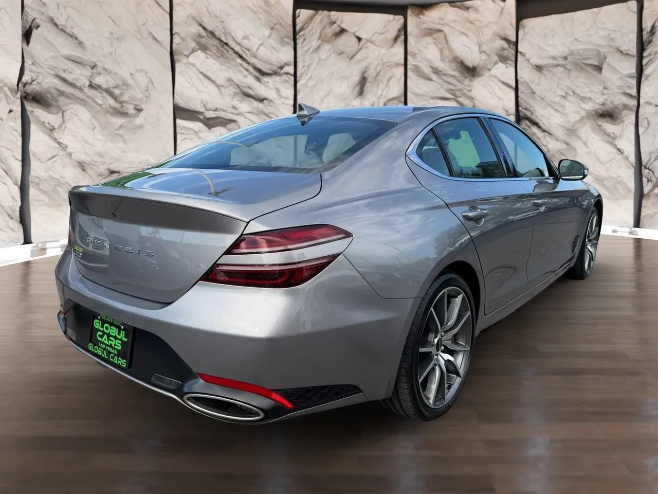 Used 2024 Genesis G70 2.5T RWD image 5