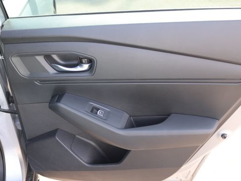 Used 2025 Honda Accord EX-L image 18