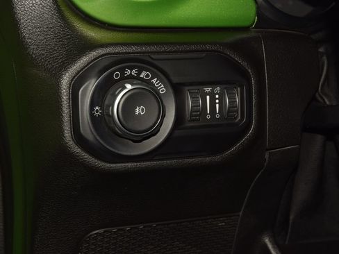 Used 2019 Jeep Wrangler Unlimited Rubicon AWD/4WD image 46