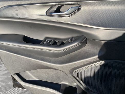 Used 2024 Jeep Grand Cherokee L Altitude image 20