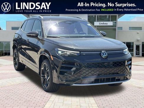 New 2026 Volkswagen Tiguan SEL R-Line AWD/4WD image 1