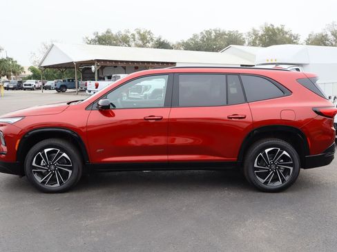 Certified 2026 Buick Enclave Sport Touring w/ Power Package image 6