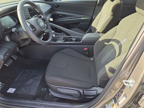 New 2026 Hyundai Elantra SEL Sport Premium image 16