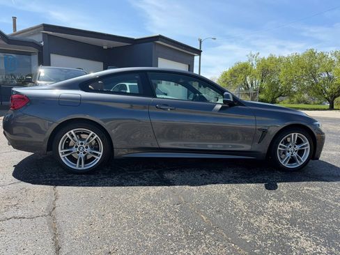Used 2019 BMW 440i xDrive Coupe w/ M Sport Package image 10