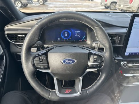 Used 2023 Ford Explorer ST w/ Equipment Group 401A image 12