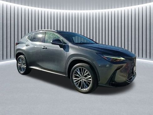 Used 2024 Lexus NX 350 AWD w/ Vision Package image 3