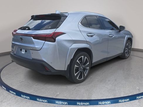 Used 2024 Lexus UX 250h FWD w/ Premium Package image 6