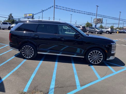 Certified 2026 Hyundai Palisade Calligraphy AWD/4WD image 6