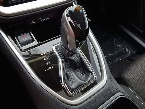 Used 2021 Subaru Outback Premium image 15