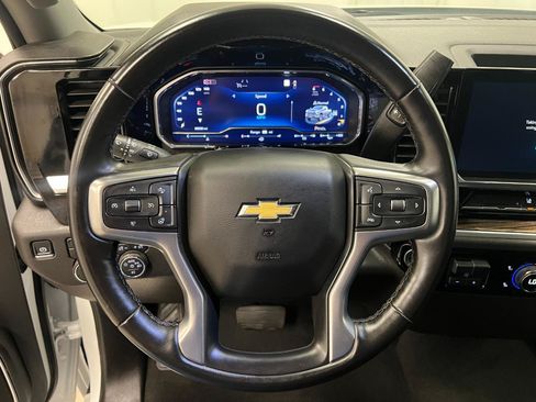 Used 2025 Chevrolet Silverado 2500 LT w/ Convenience Package AWD/4WD image 41