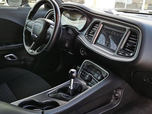 Used 2022 Dodge Challenger R/T w/ Shaker Package image 33