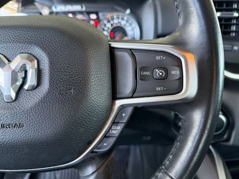 Used 2022 RAM 1500 Big Horn AWD/4WD image 18