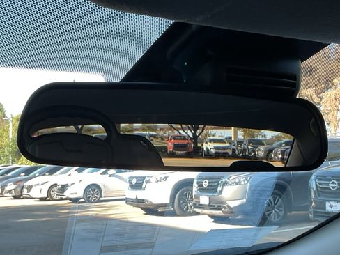 New 2025 Nissan Versa SV w/ Trunk Package image 24