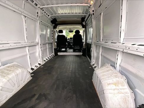 Used 2022 RAM ProMaster 2500 FWD image 7