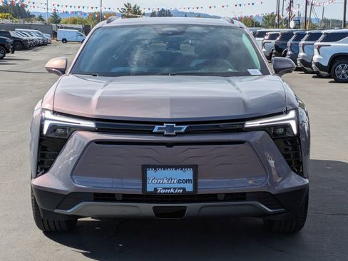 New 2026 Chevrolet Blazer EV LT image 9