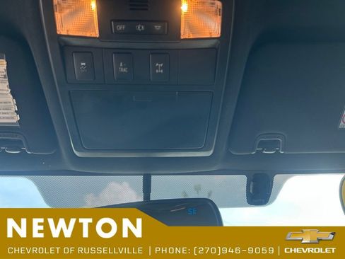 Used 2016 Toyota Tacoma TRD Off-Road w/ Towing Package AWD/4WD image 18