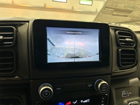 New 2025 RAM ProMaster 2500 w/ Convenience Group image 22
