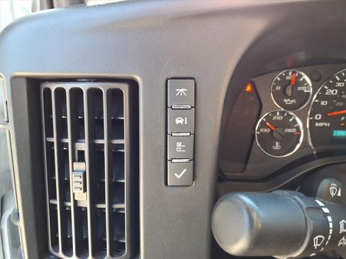 Used 2023 GMC Savana 2500 w/ Driver Convenience Package image 24