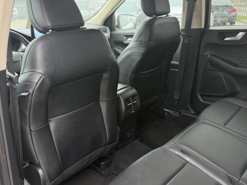 Used 2020 Ford Escape SEL AWD/4WD image 17