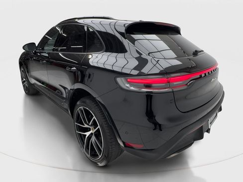 Used 2023 Porsche Macan Turbo AWD/4WD image 10