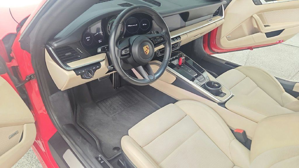 Used 2022 Porsche 911 Carrera S RWD image 24