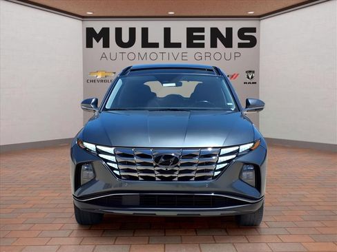 Used 2023 Hyundai Tucson Limited AWD/4WD image 2