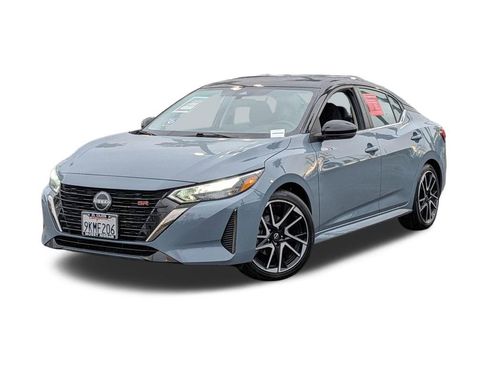 Used 2024 Nissan Sentra SR FWD image 1