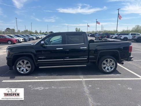 Used 2018 GMC Sierra 1500 Denali w/ Denali Ultimate Package image 5