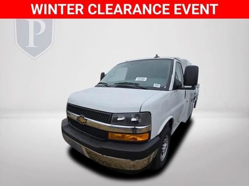New 2025 Chevrolet Express 3500 Work Van w/ Power Convenience Package image 13