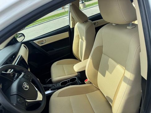 Used 2019 Toyota Corolla LE FWD image 7
