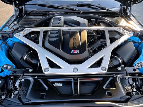 Used 2025 BMW M4 CS image 13