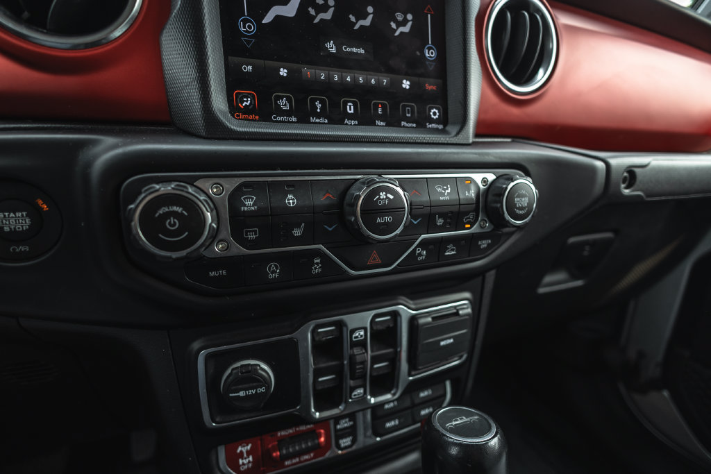 Used 2021 Jeep Gladiator Rubicon AWD/4WD image 21