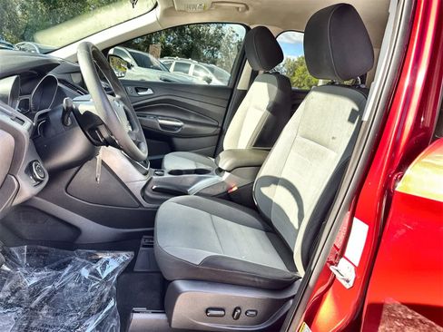 Used 2014 Ford Escape SE w/ Equipment Group 201A image 11