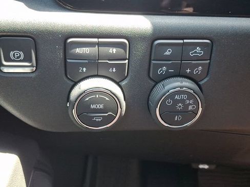 Certified 2026 Chevrolet Silverado 1500 High Country w/ High Country Premium Package AWD/4WD image 25